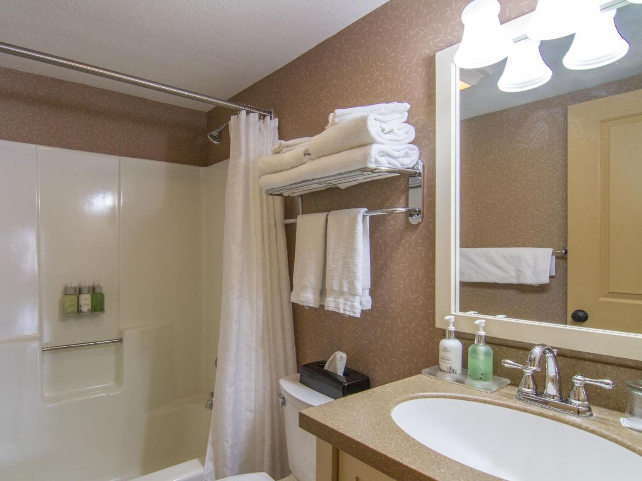 Spacious 2 Bed Condo At Crystal Mountain Resort Thompsonville Extérieur photo