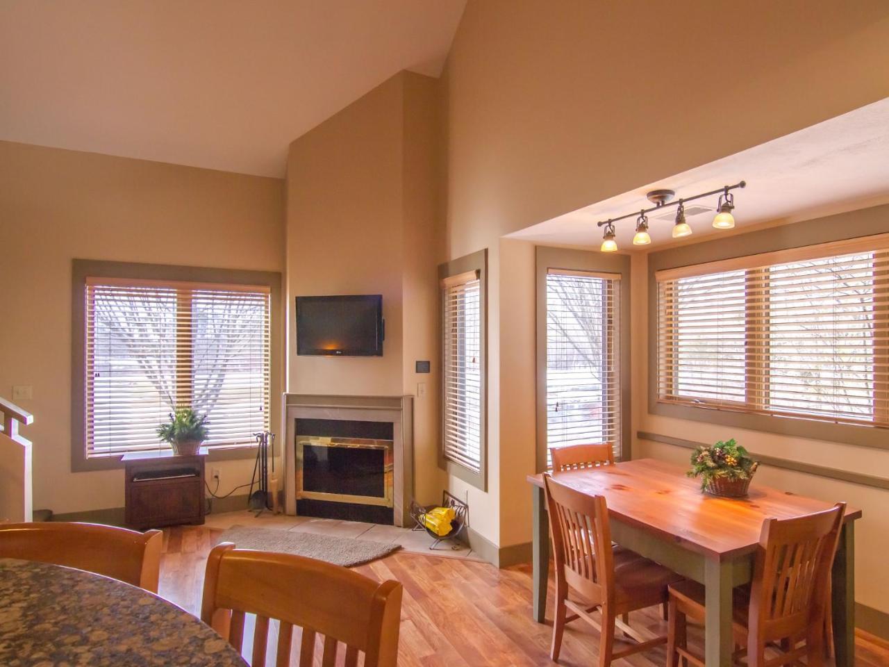 Spacious 2 Bed Condo At Crystal Mountain Resort Thompsonville Extérieur photo